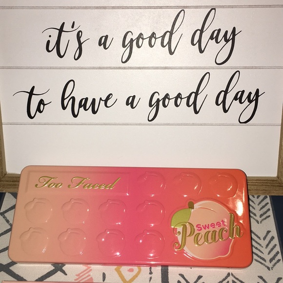 Too Faced SWEET PEACH Eyeshadow Palette β¨New ππ - Picture 7 of 7